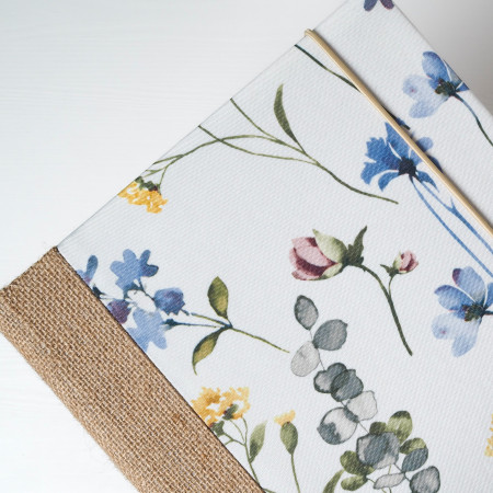 fotoalbum s lúčnymi kvetmi rodinný