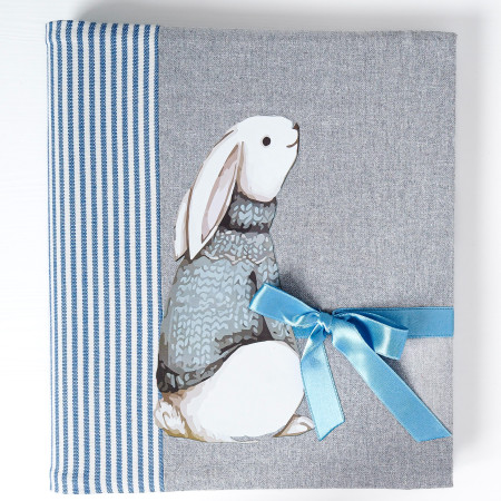 Fotoalbum so zajačikom