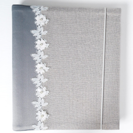 minimalistický album so vzorom