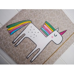 albums. jednorožcom