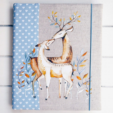 svadobný fotoalbum so srnkami