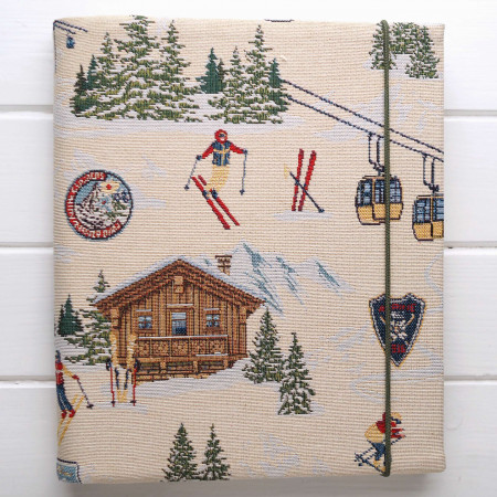 fotoalbum s motívom lyžovačky v alpách