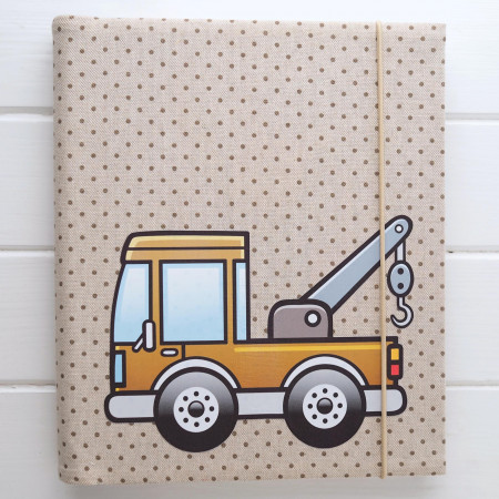 chlapčenský fotoalbum s autom