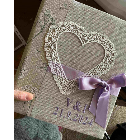 svadobný fotoalbum fialový